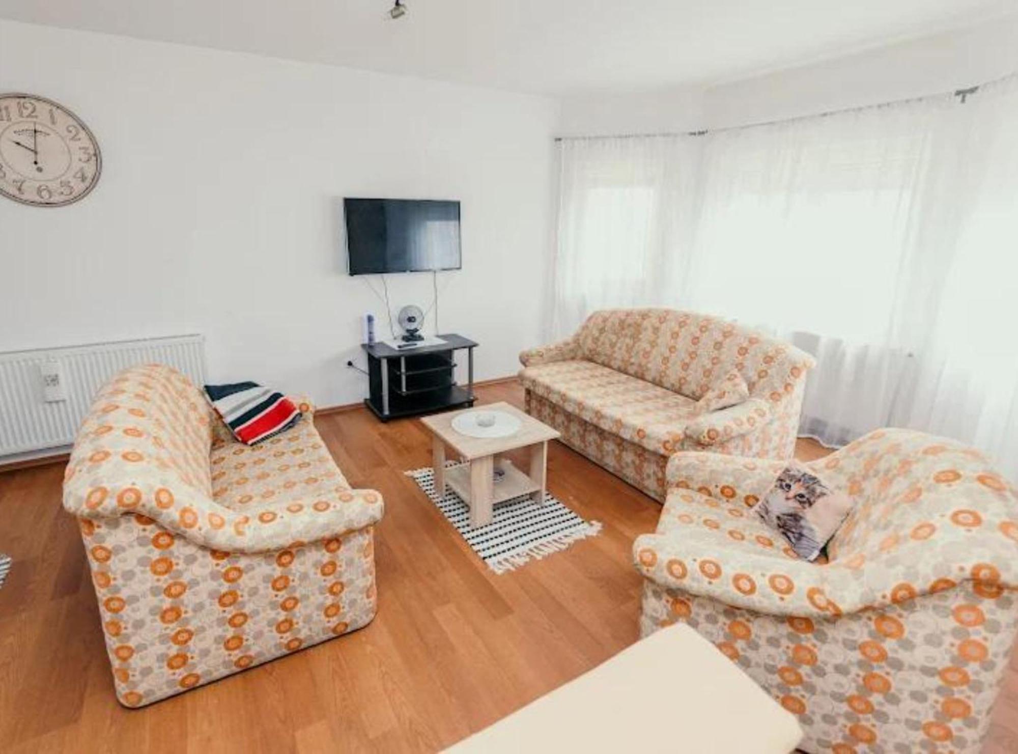 Apartmani Tea I Toni Gradiste エクステリア 写真