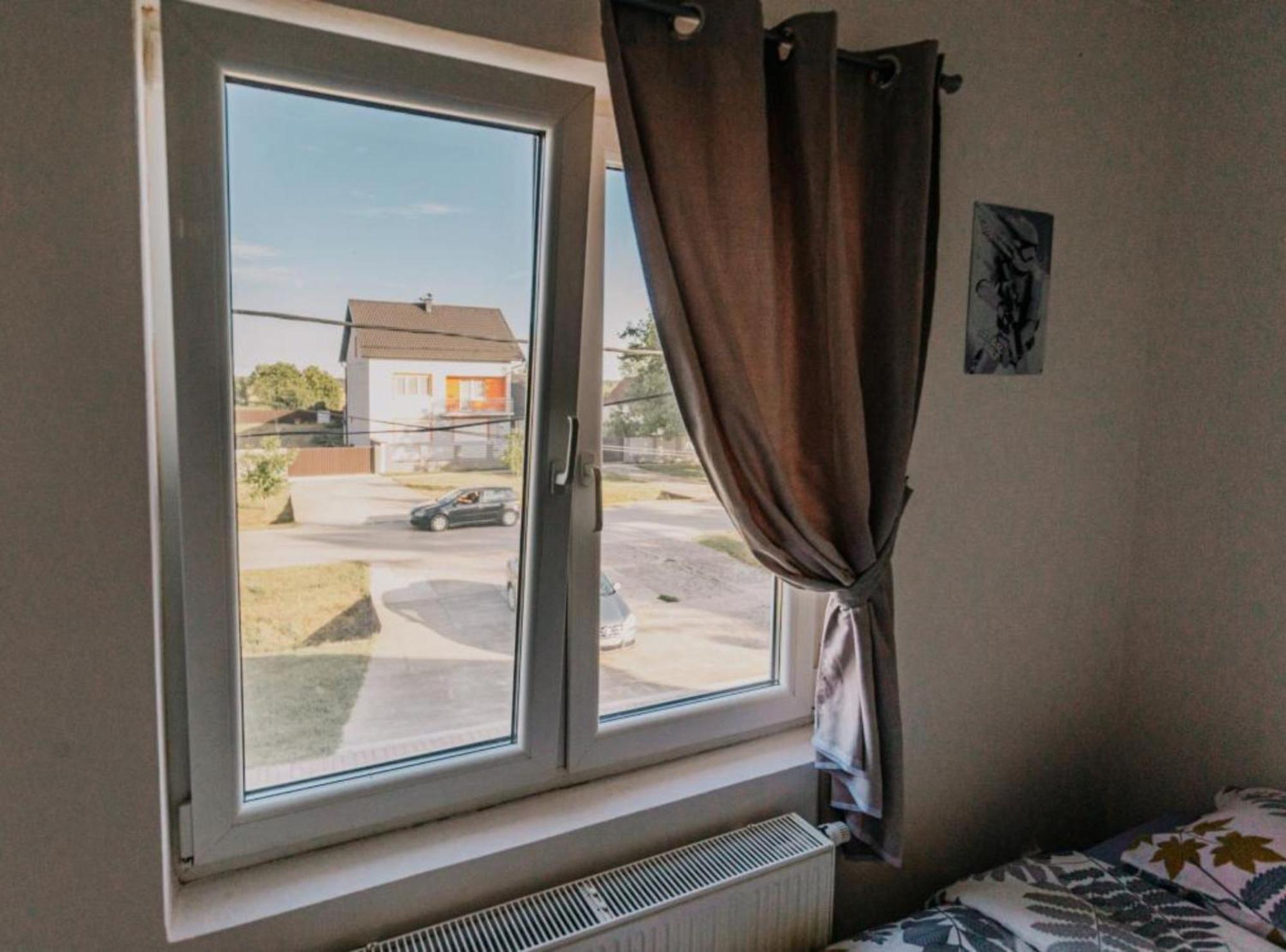 Apartmani Tea I Toni Gradiste エクステリア 写真