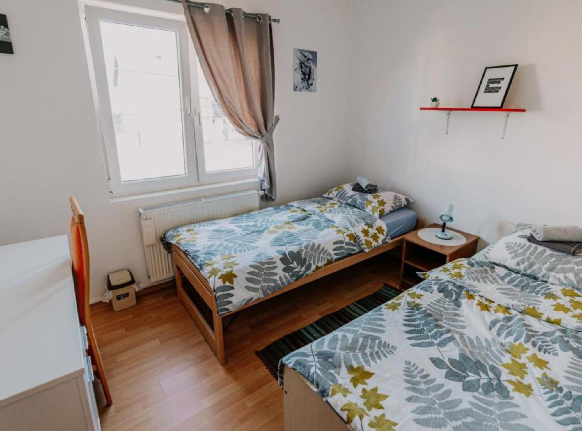 Apartmani Tea I Toni Gradiste エクステリア 写真